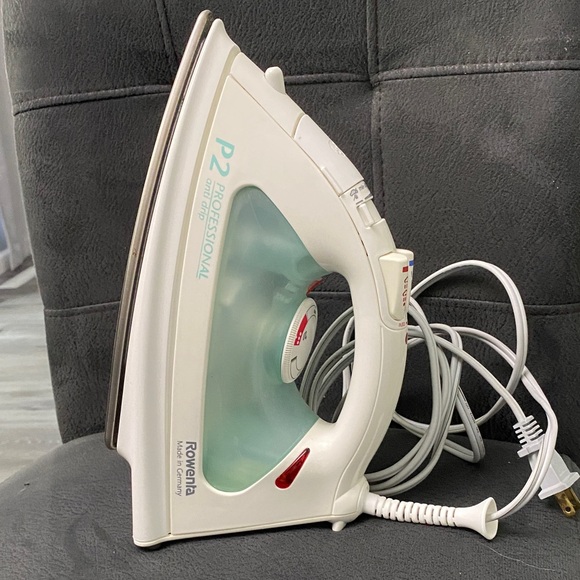 Rowenta P2 professional anti-drip iron - Picture 1 of 4